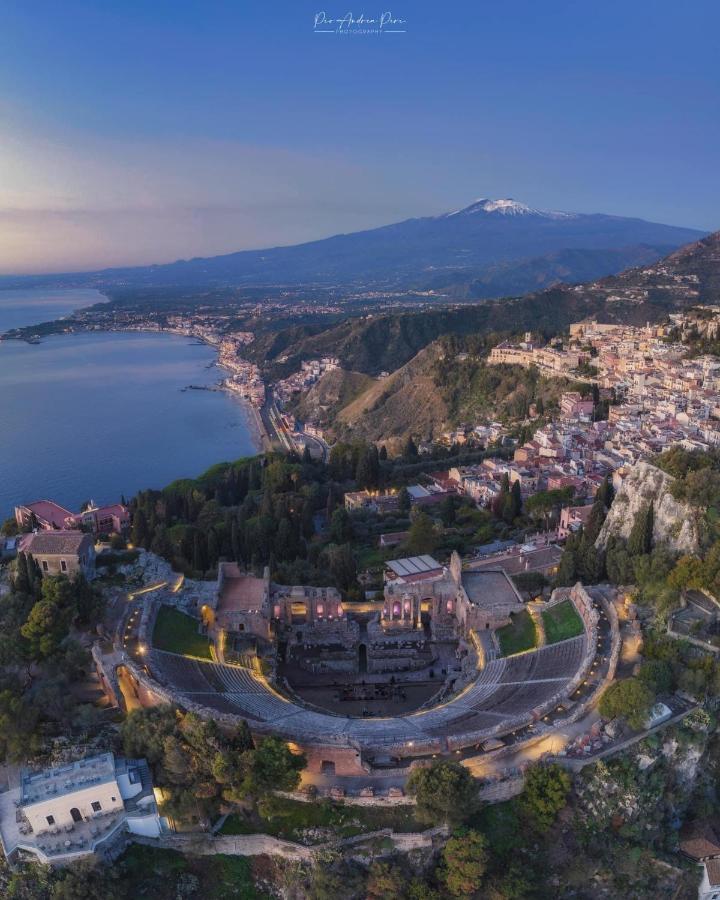 Casa Ariadne จีอาร์ดีนี นักซอส ภายนอก รูปภาพ