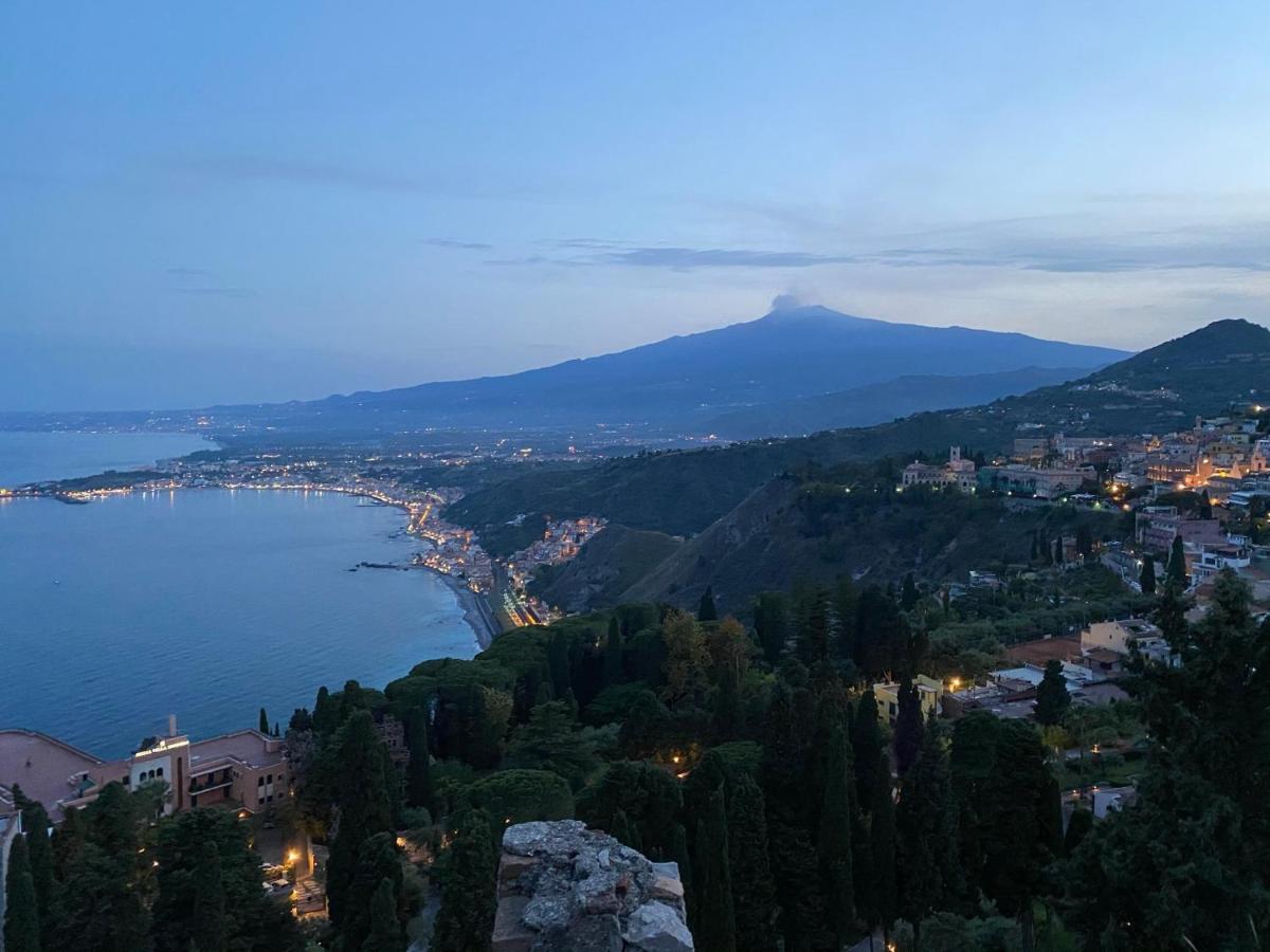 Casa Ariadne จีอาร์ดีนี นักซอส ภายนอก รูปภาพ